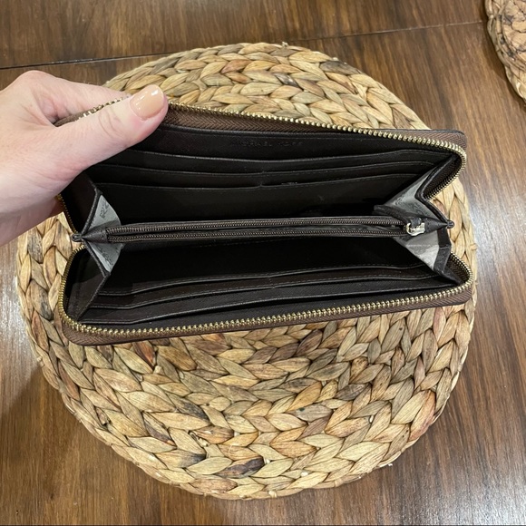 MICHAEL Michael Kors wallet - Picture 5 of 5